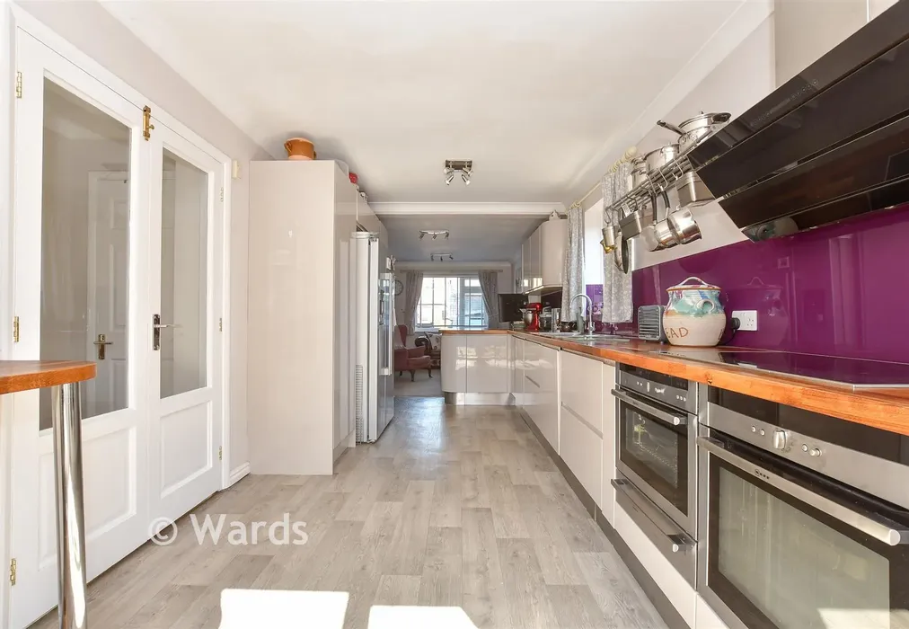 Kitchen/ Breakfast Room - Haywards Close, Deal, Kent - Wards of Kent