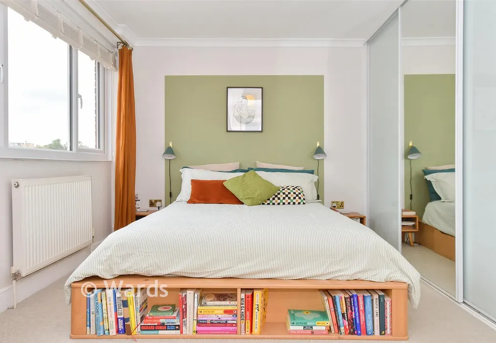 Internal Lifestyle Photograph - Chalcroft Road, Folkestone, Kent - Wards of Kent