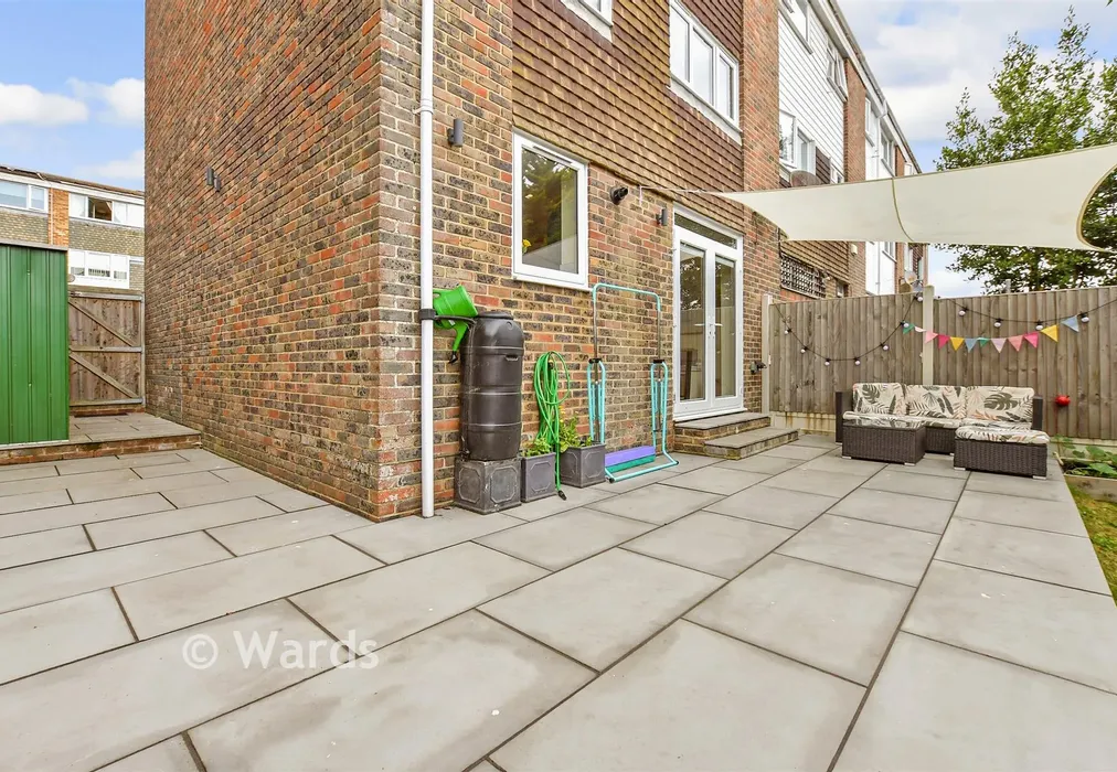 Patio / Decking - Chalcroft Road, Folkestone, Kent - Wards of Kent