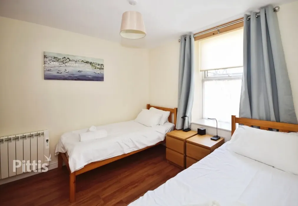  - Crescent Road Shanklin PO37 - Wards of Kent