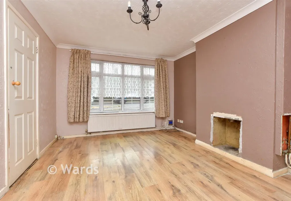 Lounge - Beach Approach, Warden Bay, Kent - Wards of Kent