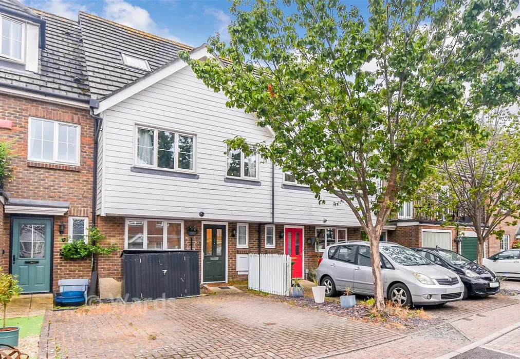 External (Brochure) - Finch Close, Faversham, Kent - Wards of Kent