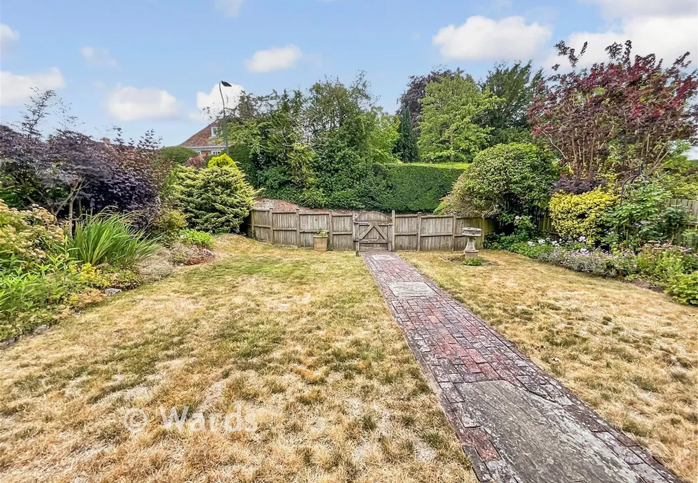 Front Garden - The Street, Barham, Canterbury, Kent - Wards of Kent