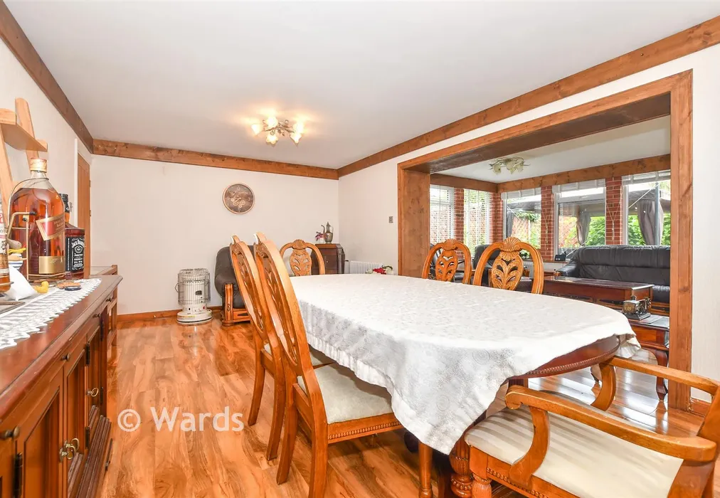 Dining Area - Beach Approach, Warden Bay, Sheerness, Kent - Wards of Kent