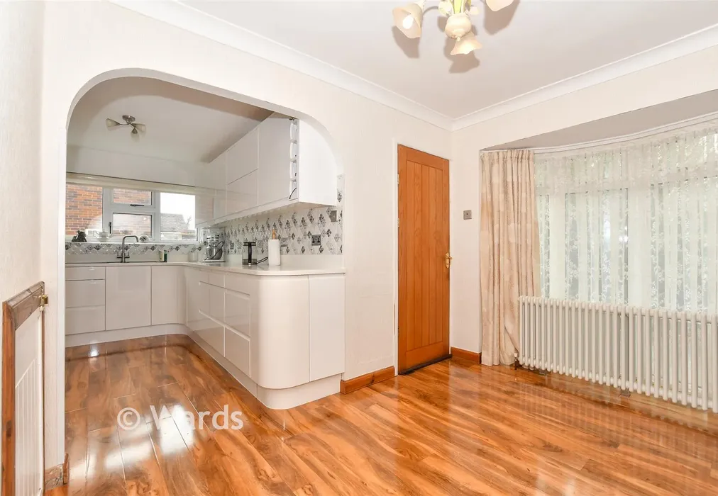 Kitchen/Breakfast Room - Beach Approach, Warden Bay, Sheerness, Kent - Wards of Kent