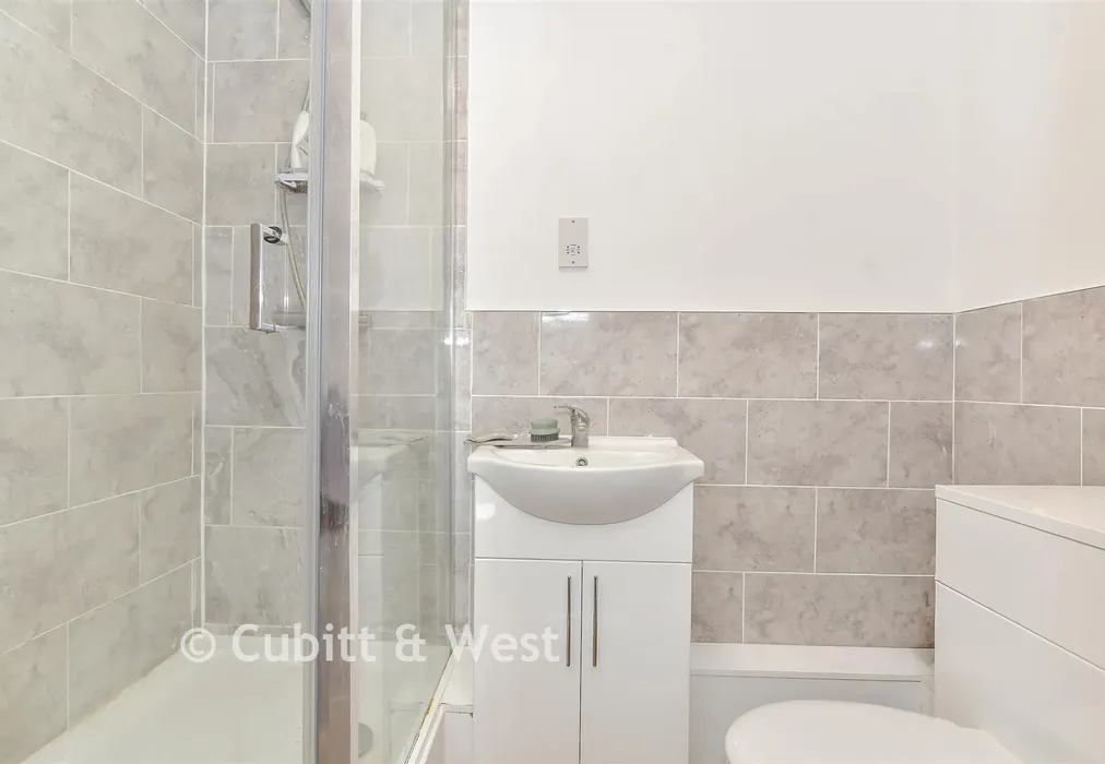 En-Suite Shower Room - Chichester Road, Portsmouth, Hampshire - Wards of Kent