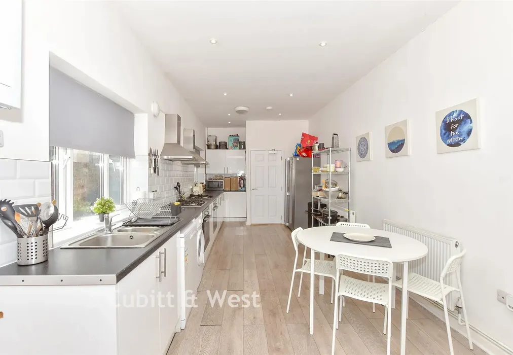 Kitchen/Diner - Chichester Road, Portsmouth, Hampshire - Wards of Kent