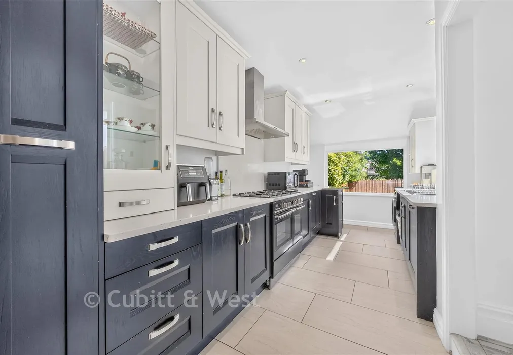 Kitchen - Wilmot Road, Purley, Surrey - Wards of Kent