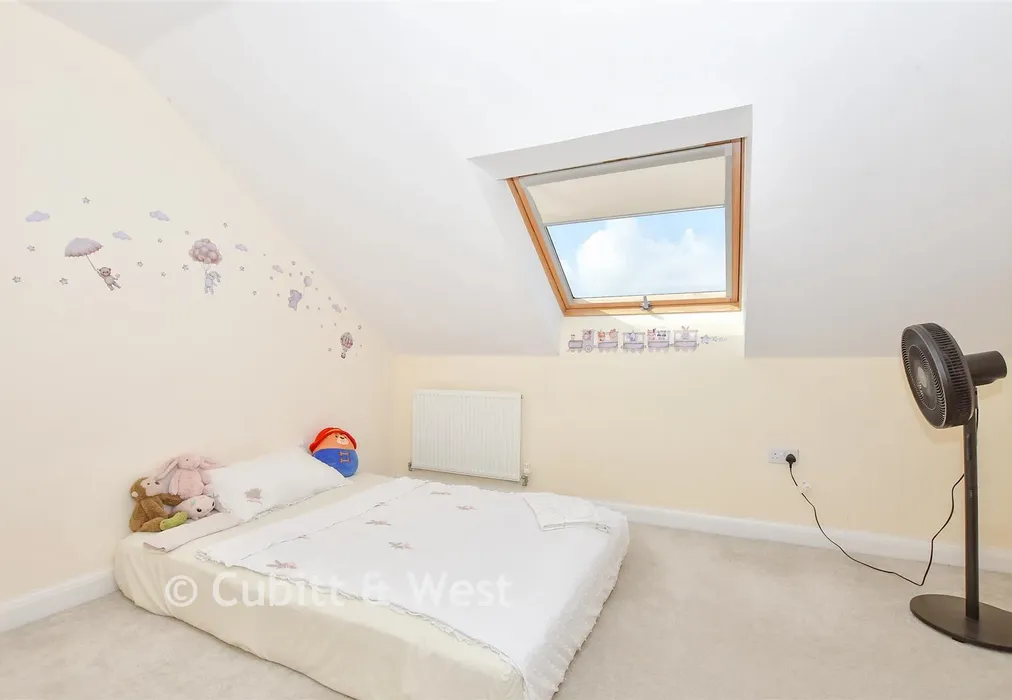 Bedroom 2 - Daffodil Way, Havant, Hampshire - Wards of Kent