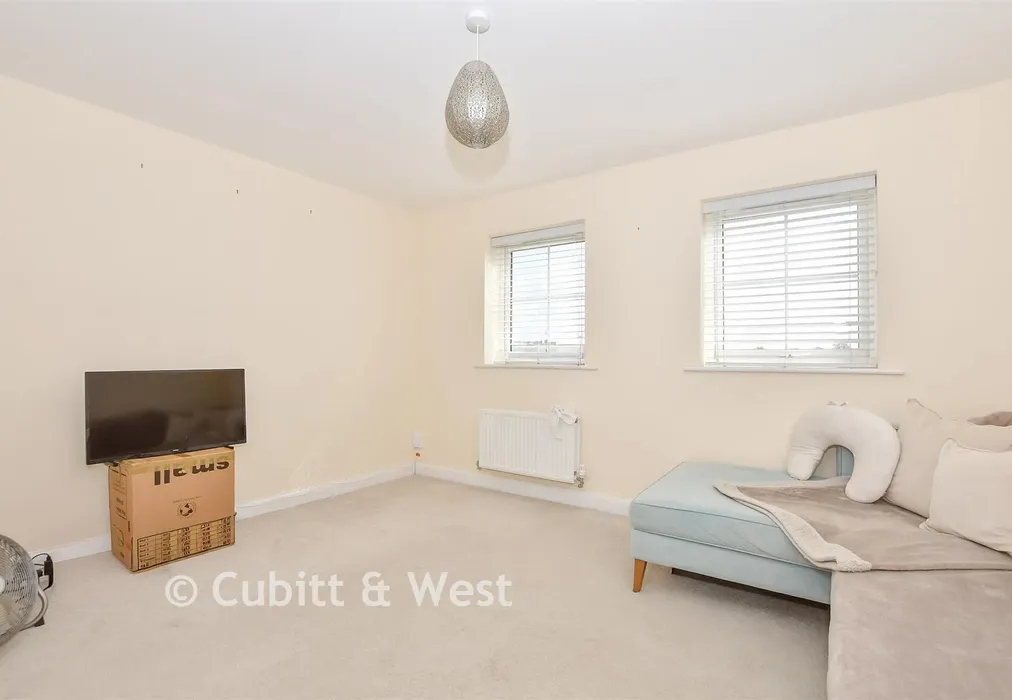 Lounge - Daffodil Way, Havant, Hampshire - Wards of Kent