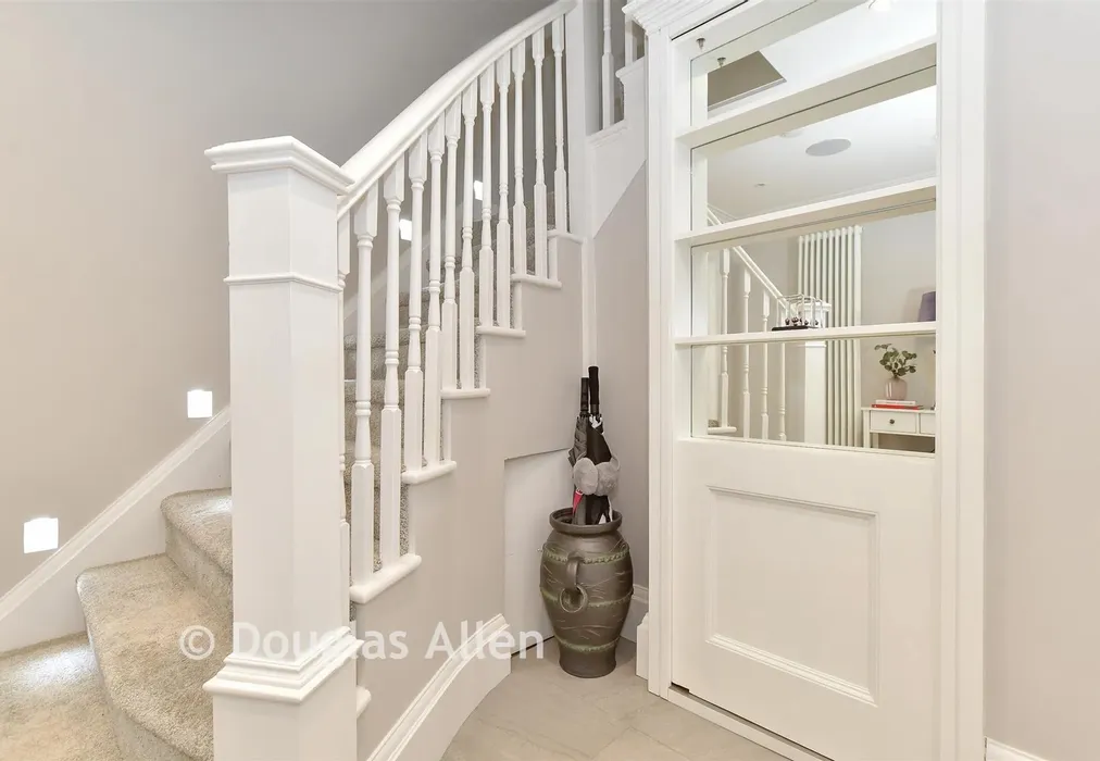 Internal Lifestyle Photograph - Theydon Grove, Epping, Essex - Wards of Kent