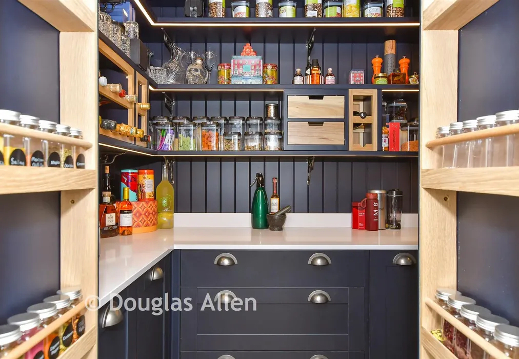 Pantry - Theydon Grove, Epping, Essex - Wards of Kent