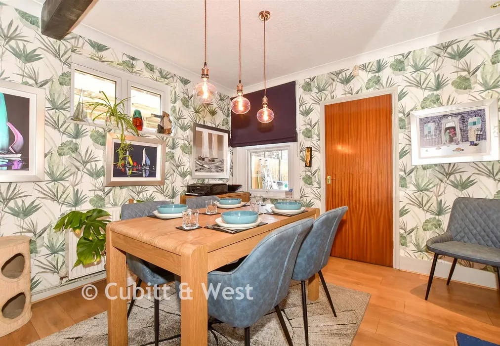 Dining Area - Povey Cross Road, Horley, Surrey - Wards of Kent