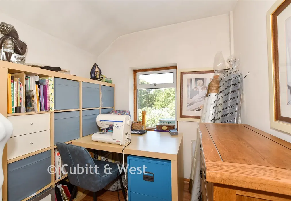 Dressing Room - Povey Cross Road, Horley, Surrey - Wards of Kent
