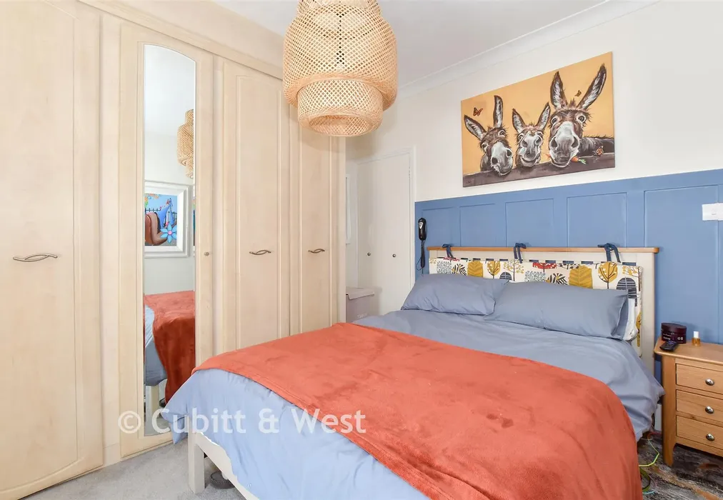 Bedroom 1 - Povey Cross Road, Horley, Surrey - Wards of Kent