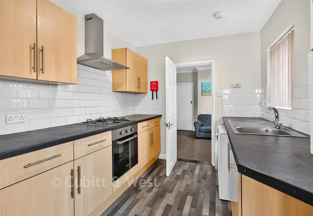 Kitchen - Bath Road, Southsea, Hampshire - Wards of Kent