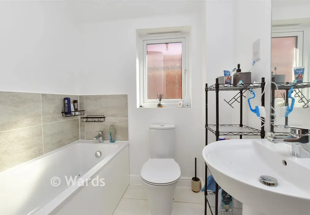 Bathroom - Knights Templar Way, Strood, Rochester, Kent - Wards of Kent