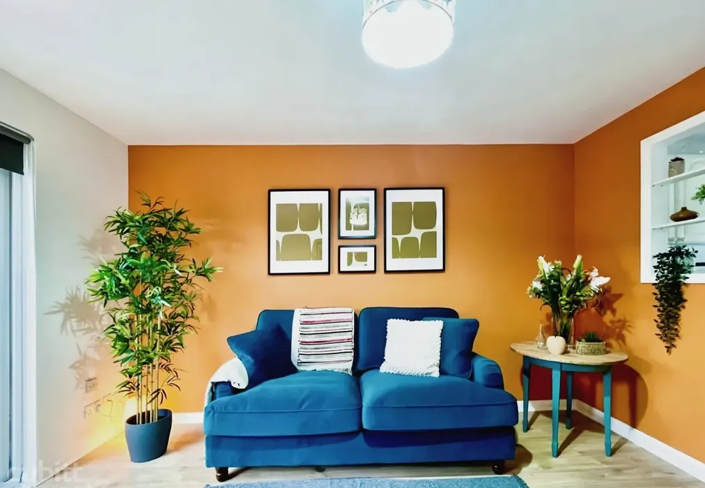 Living Room - Osney Close, Crawley, RH11 - Wards of Kent