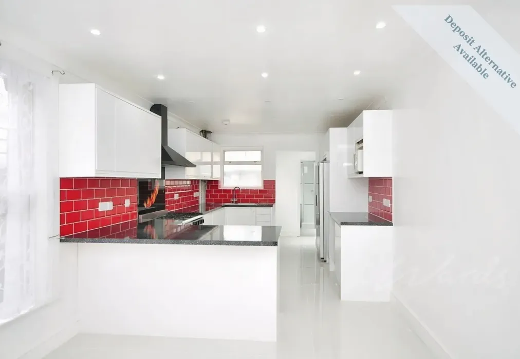 stuart kitchen 1 - Stuart Road Gillingham ME7 - Wards of Kent