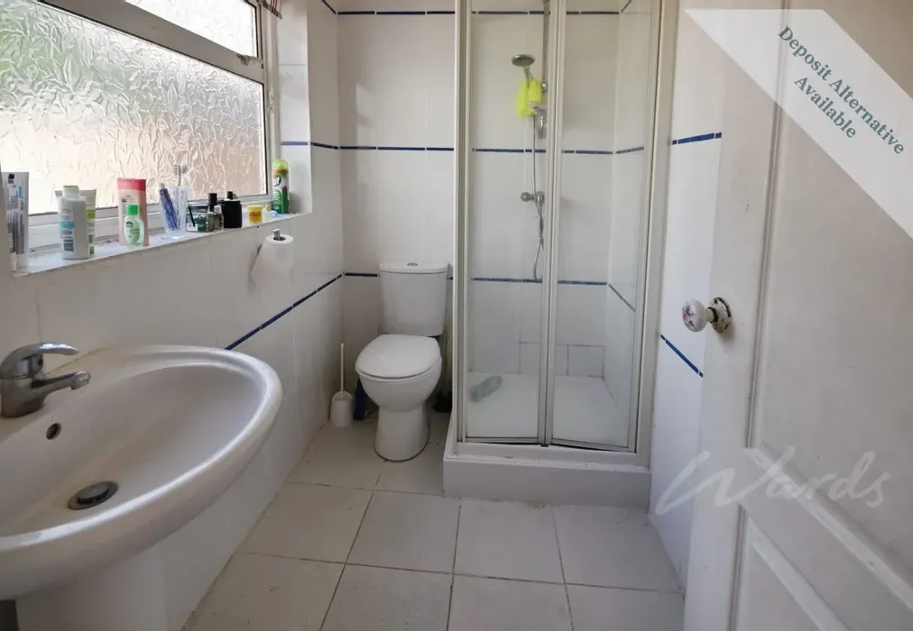 stuart shower room - Stuart Road Gillingham ME7 - Wards of Kent