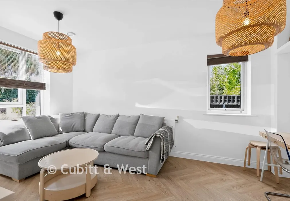 Lounge - Prinsted Gardens, Southbourne, West Sussex - Wards of Kent