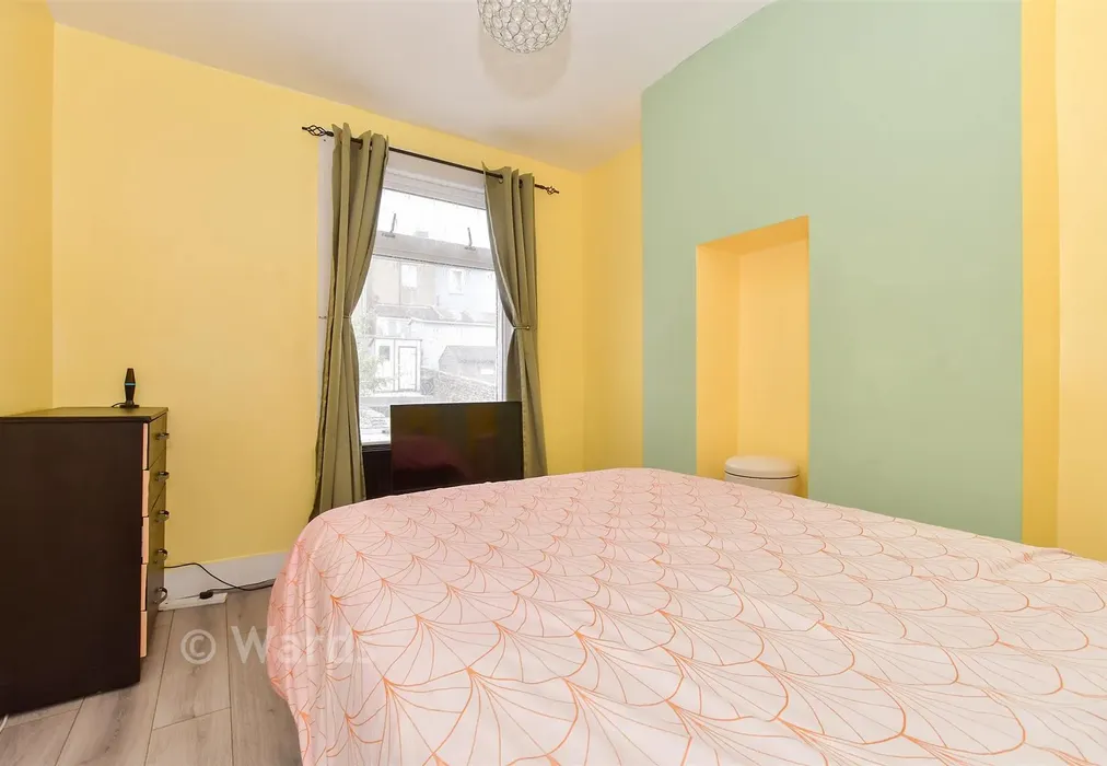 Bedroom 2 - Odo Road, Dover, Kent - Wards of Kent