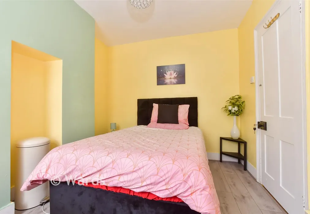 Bedroom 2 - Odo Road, Dover, Kent - Wards of Kent