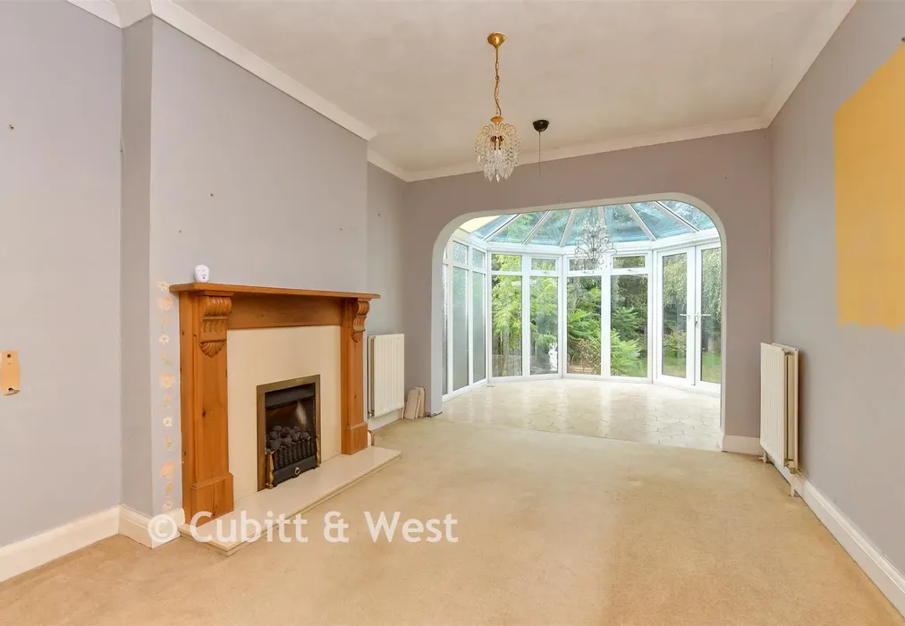 Dining Area - Ashurst Road, Tadworth, Surrey - Wards of Kent