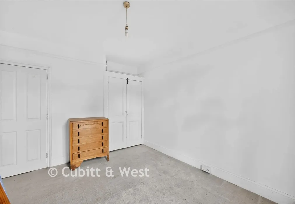 Bedroom 5 - St. David's Road, Southsea, Hampshire - Wards of Kent