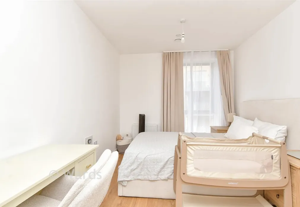 Bedroom 1 - Liberty Court, Dartford, Kent - Wards of Kent