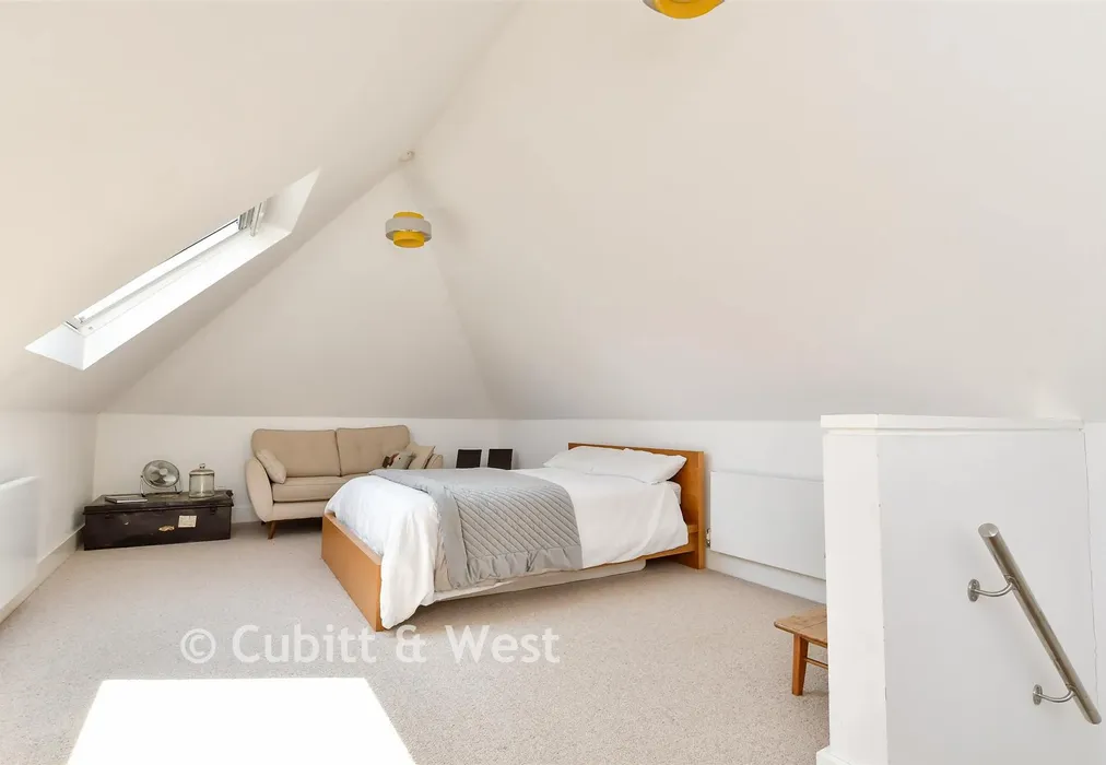 Bedroom 2 - High Street, Barcombe, Lewes, East Sussex - Wards of Kent