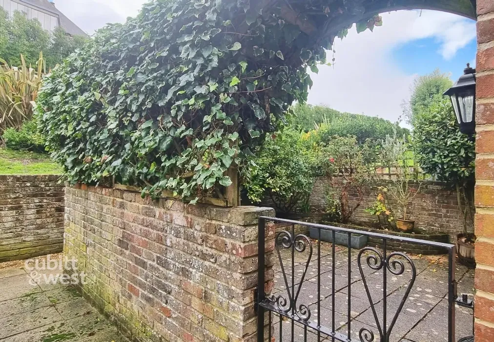 user_edited_photo... - Mount Pleasant Arundel BN18 - Wards of Kent