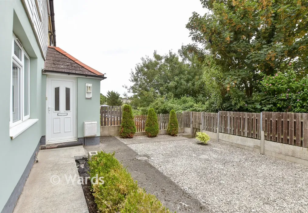 Front Garden.. - Anselm Road, Dover, Kent - Wards of Kent