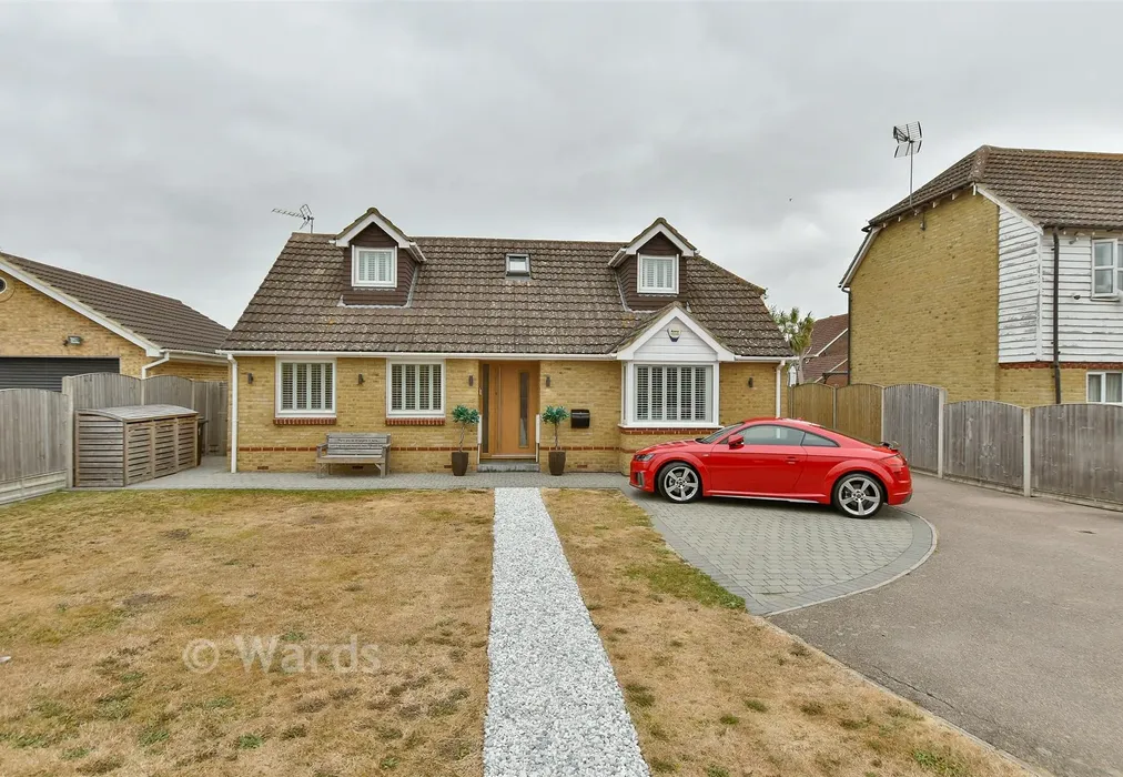 External (Web) 1 - Kingfisher Close, Iwade, Sittingbourne, Kent - Wards of Kent