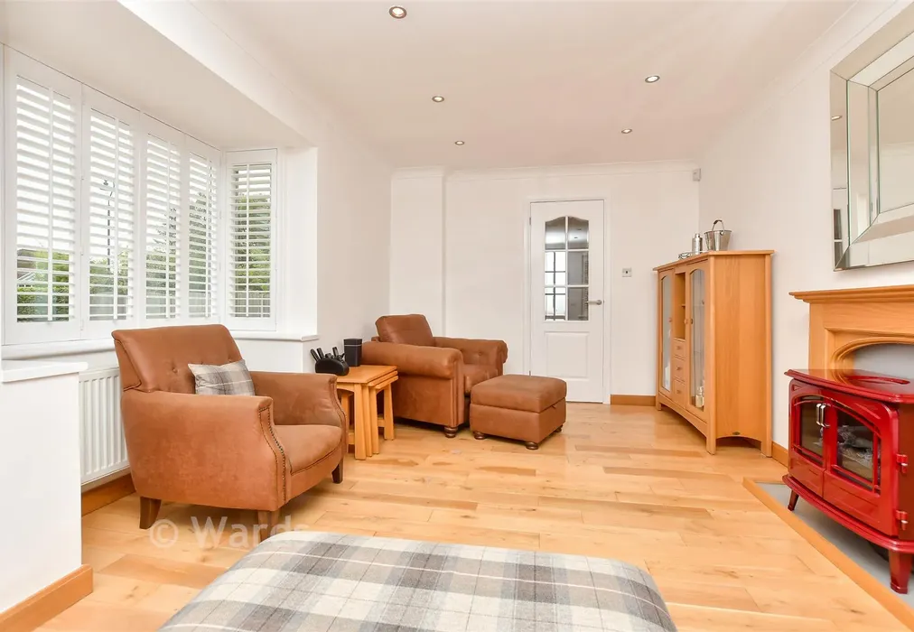 Lounge - Kingfisher Close, Iwade, Sittingbourne, Kent - Wards of Kent