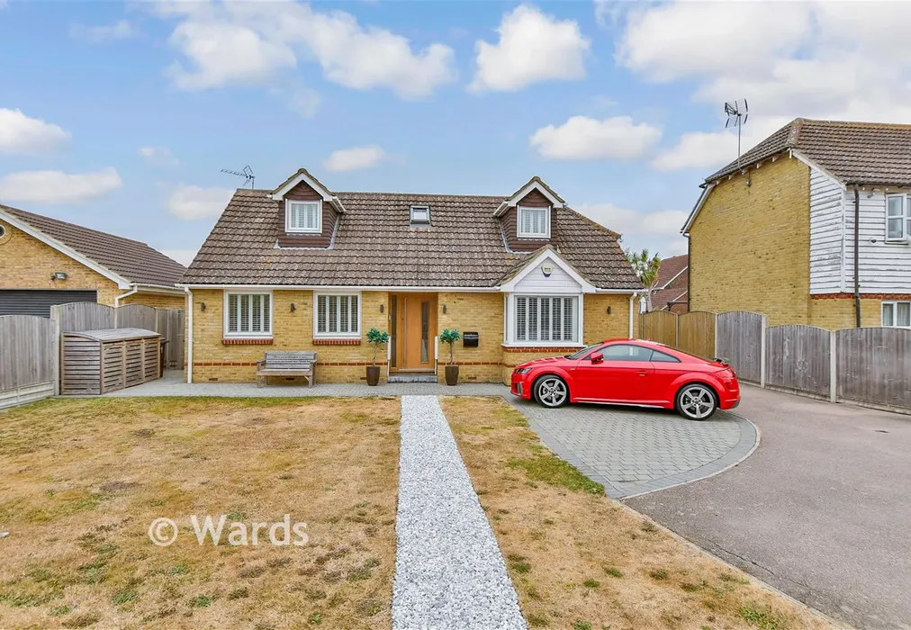 External (Web) 1 - Kingfisher Close, Iwade, Sittingbourne, Kent - Wards of Kent