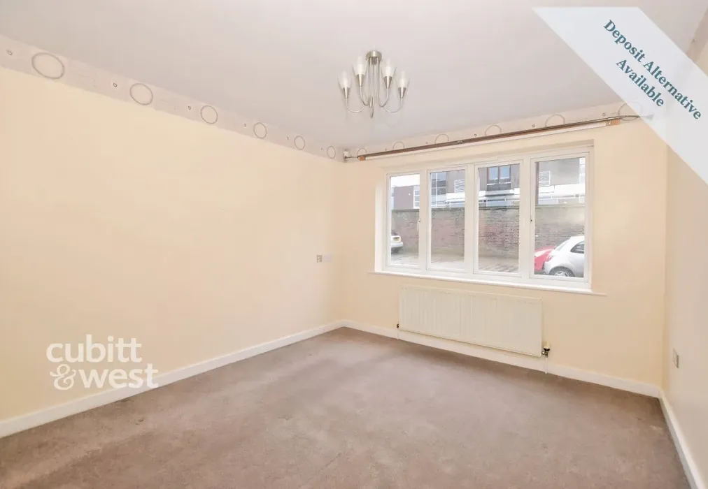 Bedroom 1 - Garland Road, East Grinstead, RH19 - Wards of Kent