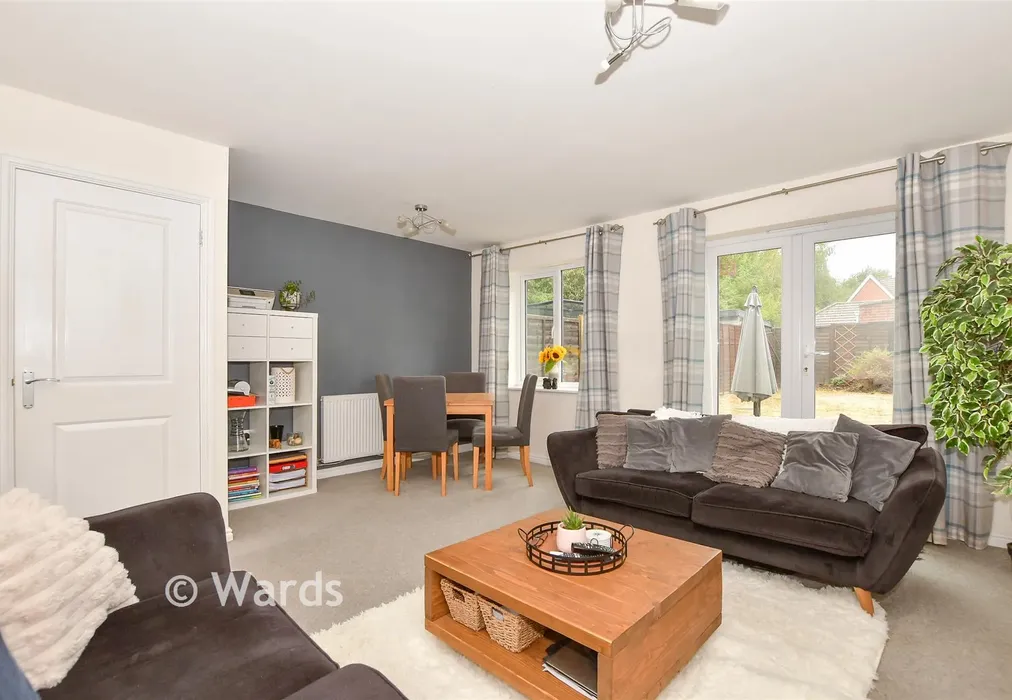 Lounge/Diner - Roman Way, Boughton Monchelsea, Maidstone, Kent - Wards of Kent