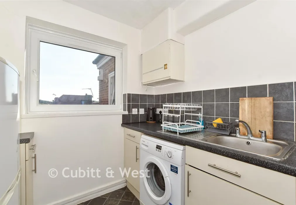 Kitchen - Conway Drive, Sutton, Surrey - Wards of Kent