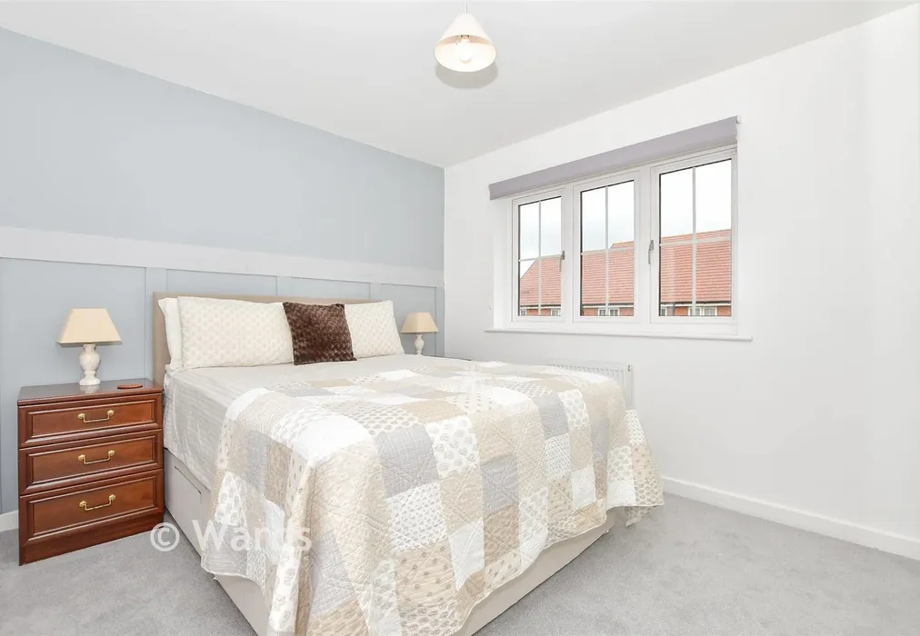 Bedroom 1 - Lasius Drive, Coxheath, Kent - Wards of Kent