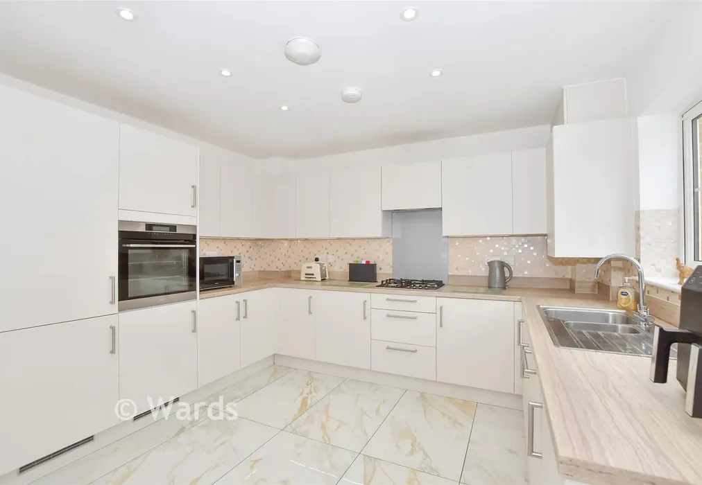 Kitchen/ Diner - Lasius Drive, Coxheath, Kent - Wards of Kent