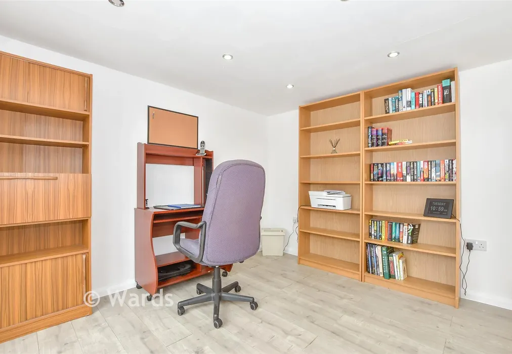 Room 1 - Lasius Drive, Coxheath, Kent - Wards of Kent