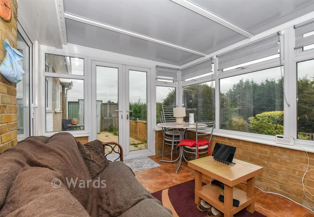 Conservatory - Yeoman Gardens, Willesborough, Kent - Wards of Kent