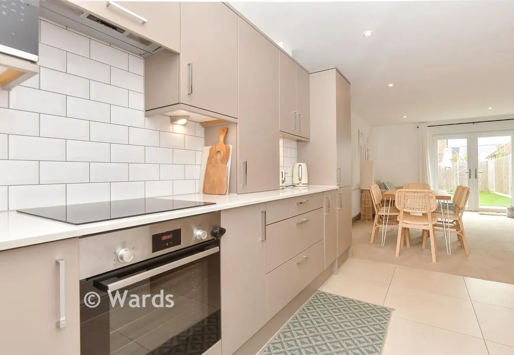 Kitchen - Poplar Drive, Deal, Kent - Wards of Kent
