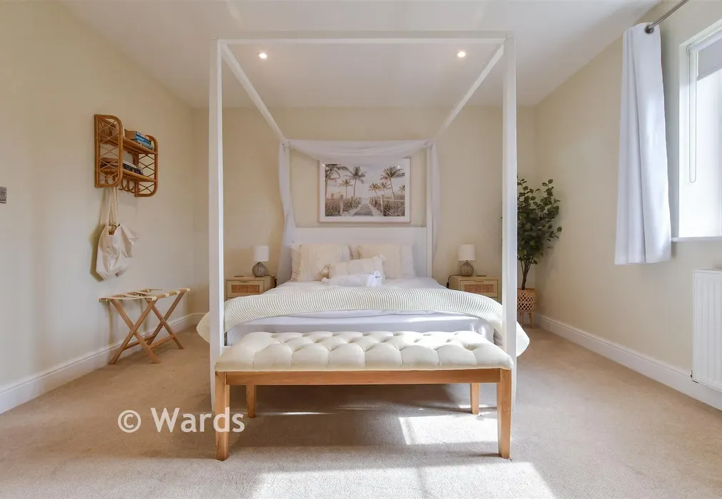 Internal Lifestyle Photograph - Poplar Drive, Deal, Kent - Wards of Kent