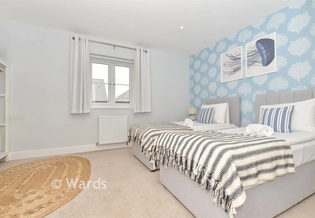Bedroom 2 - Poplar Drive, Deal, Kent - Wards of Kent