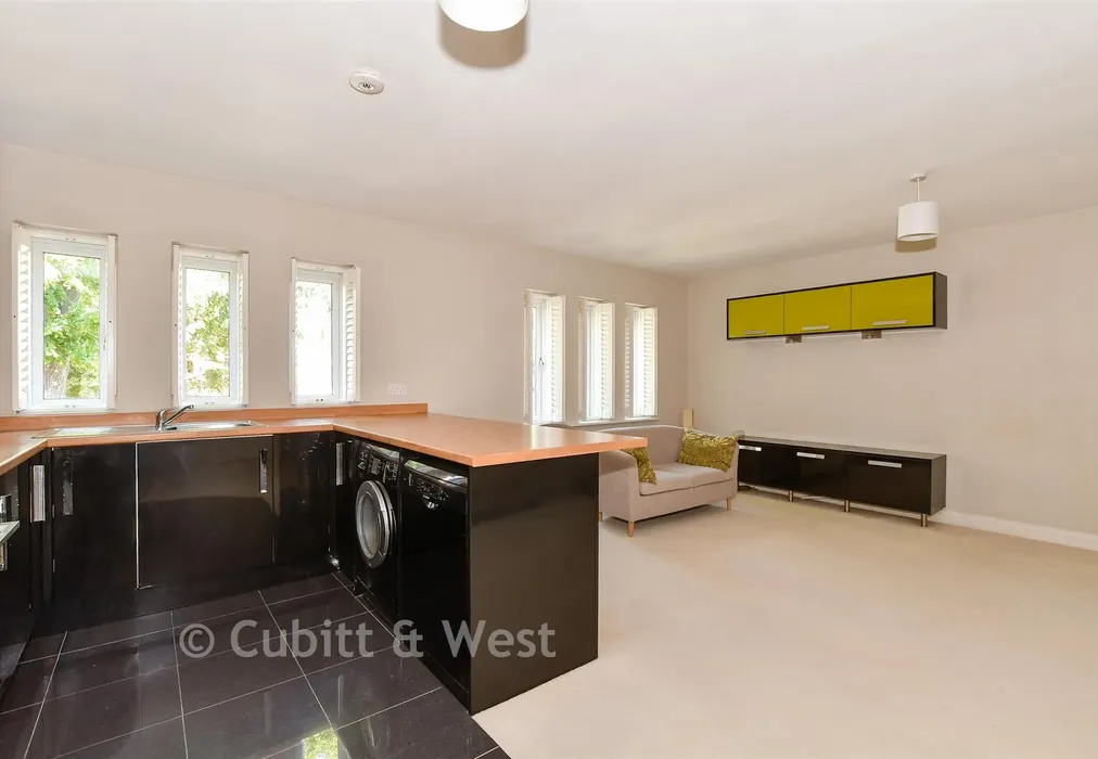 Lounge/Kitchen - Grove Road, Sutton, Surrey - Wards of Kent