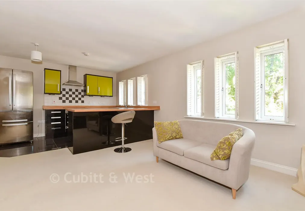 Lounge/Kitchen - Grove Road, Sutton, Surrey - Wards of Kent