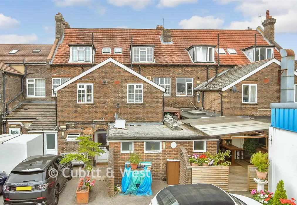 External (Web) - London Road, East Grinstead, West Sussex - Wards of Kent