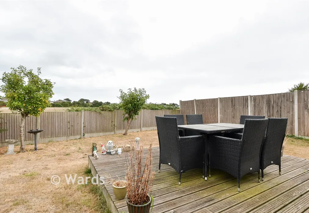 Rear Garden - Reach Close, St Margarets-At-Cliffe, Dover, Kent - Wards of Kent